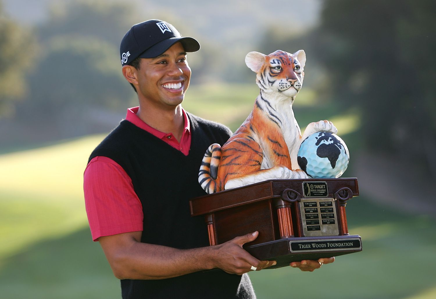 Tiger with Trophy
